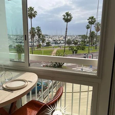 아파트 Le Port Vauban Harbor View For 4 By Sunset 앙티브