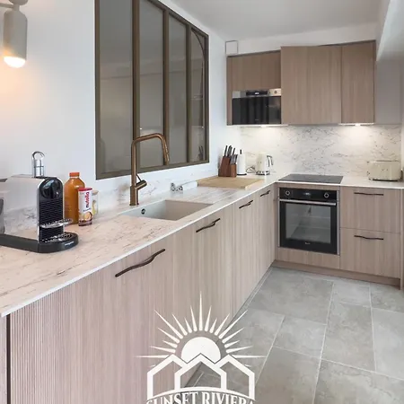 Le Port Vauban Harbor View For 4 By Sunset 앙티브